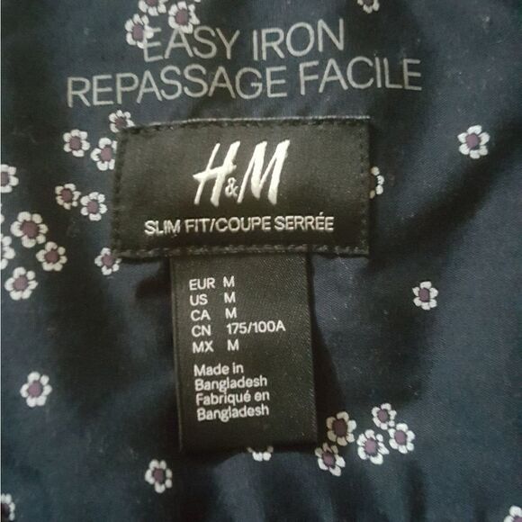 H&M floral button down shirt Size Medium EUC - Picture 3 of 6